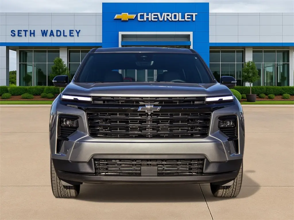 2026 Chevrolet Traverse 1LT photo 2