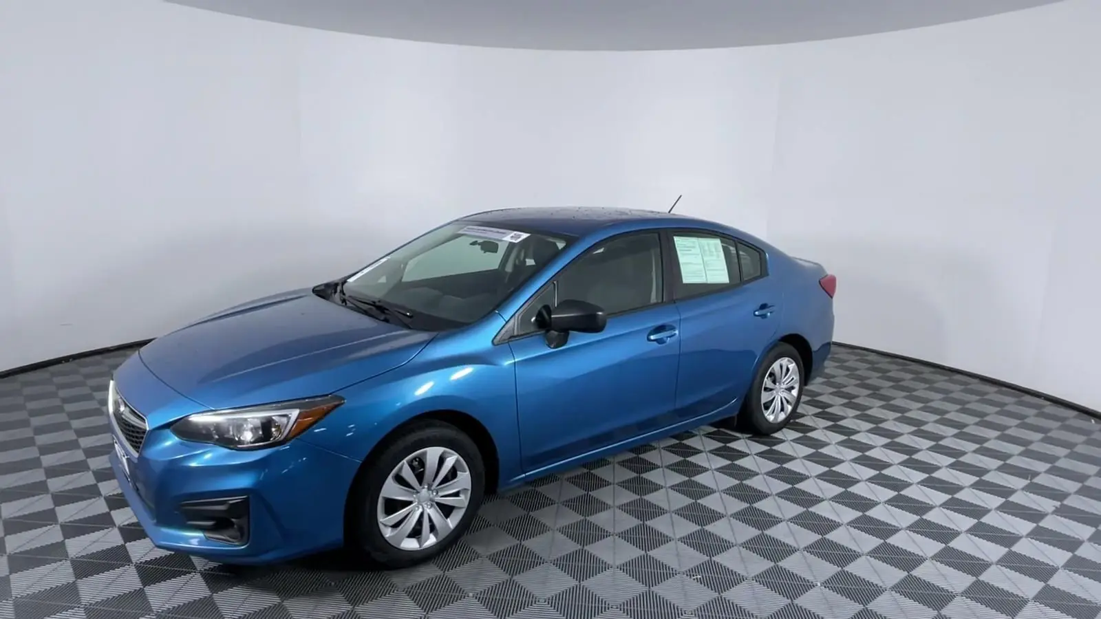2018 Subaru Impreza 2.0i photo 3