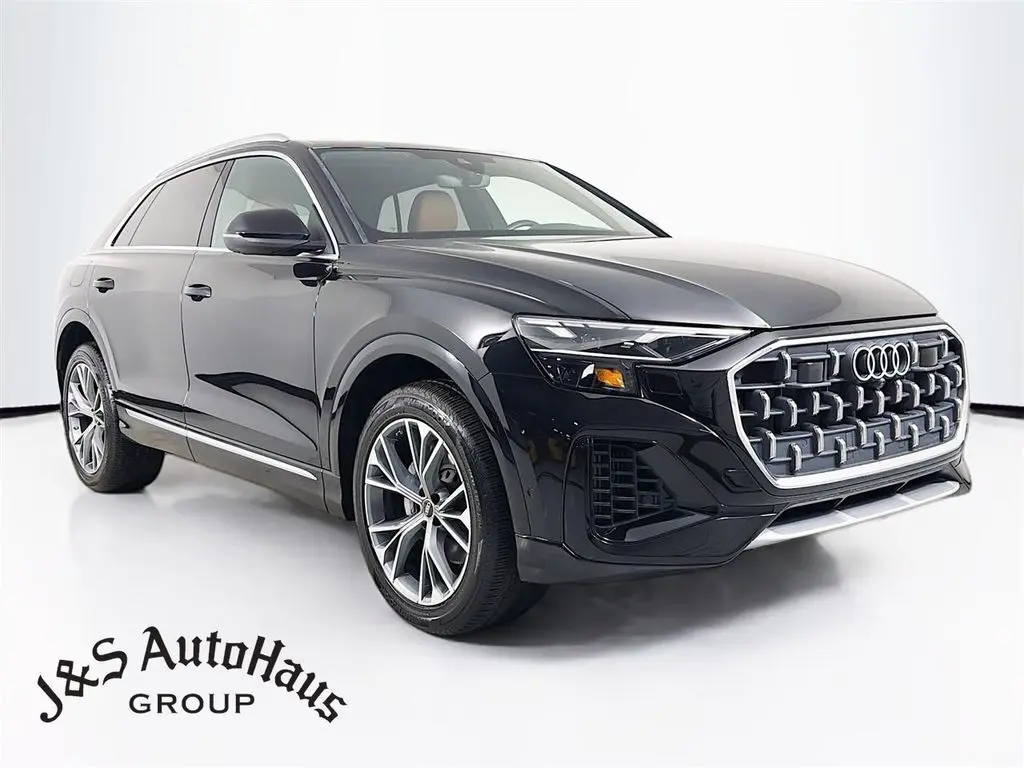 2024 Audi Q8 Premium Plus's photo