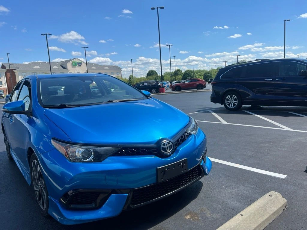 2017 Toyota Corolla iM CVT's photo