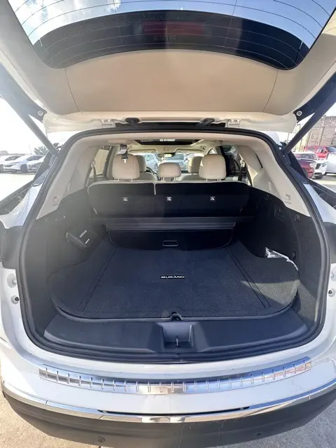 2024 Nissan Murano Platinum photo 8