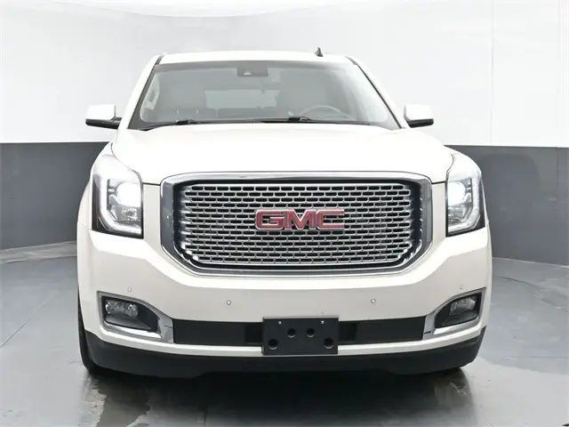 2015 Gmc Yukon Denali photo 3