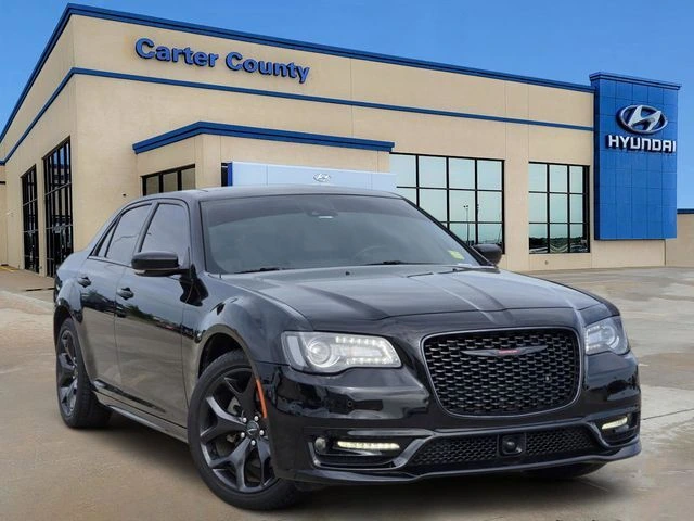 2021 Chrysler 300 S's photo