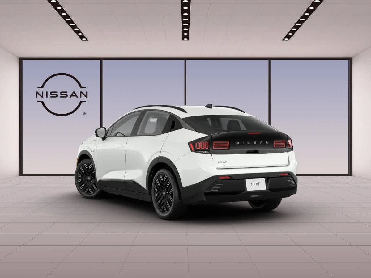 2026 Nissan LEAF Platinum+ - Photo 7