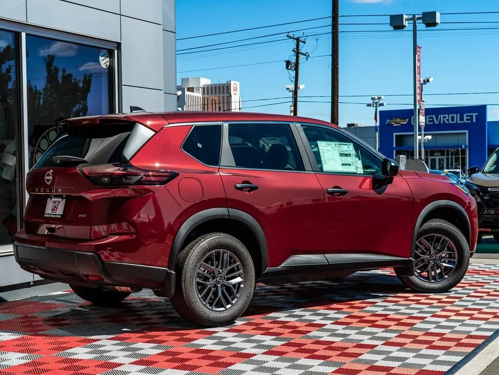 2026 Nissan Rogue S photo 2