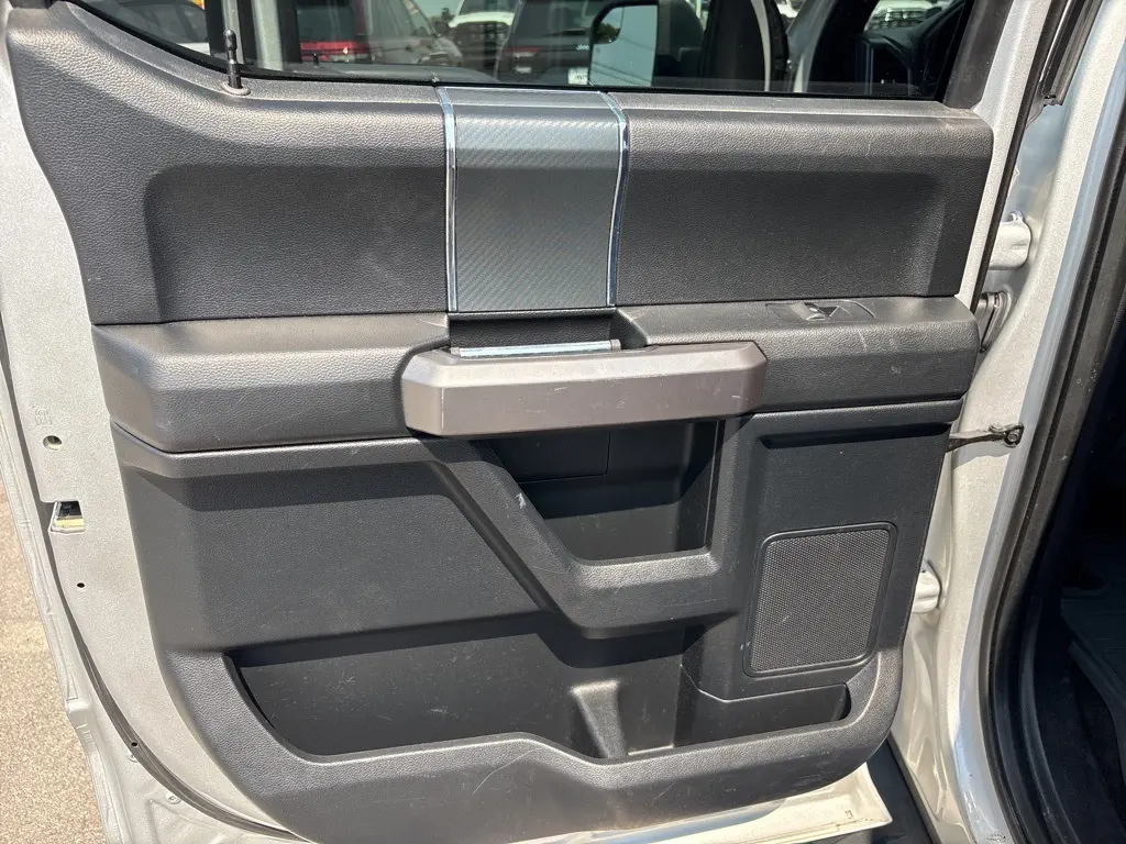 2018 Ford F-150 XLT photo 30