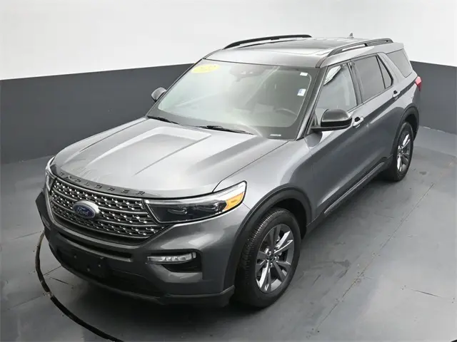2022 Ford Explorer XLT Sport photo 21