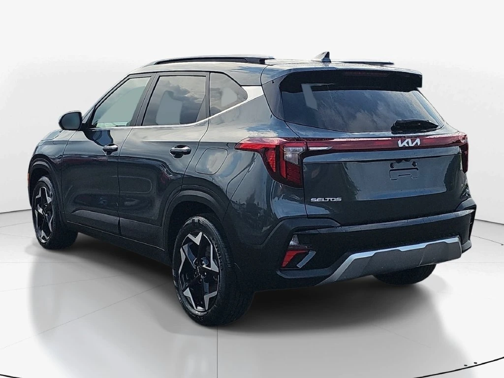 2024 Kia Seltos EX - Photo 8