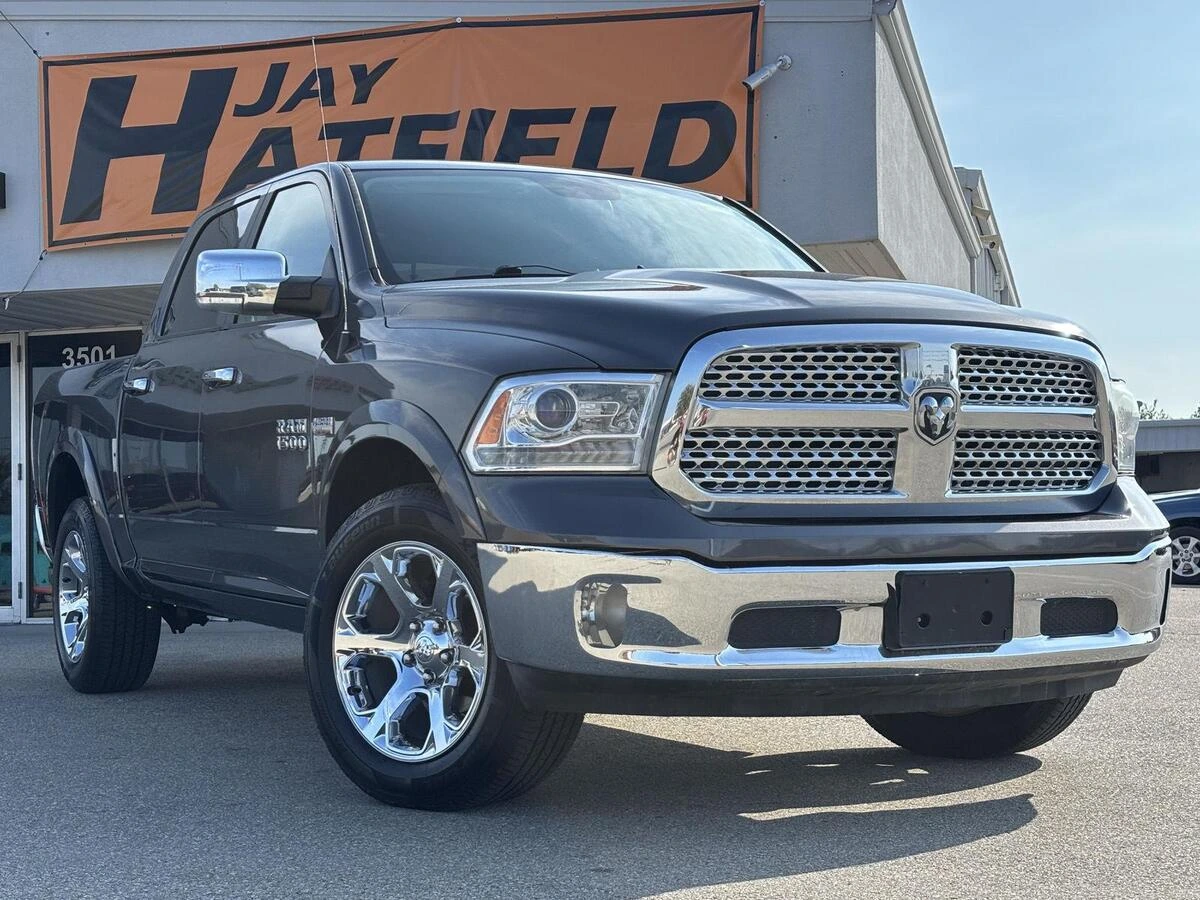 2017 RAM 1500 Pickup Laramie