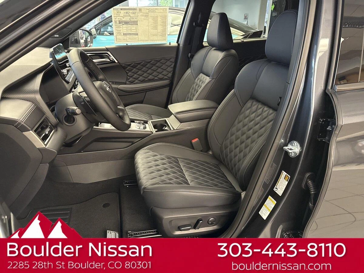 2026 Nissan Rogue Plug-In Hybrid Platinum - Photo 10