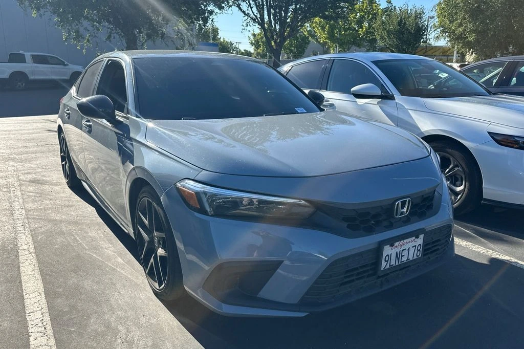 2024 Honda Civic Sport CVT's photo