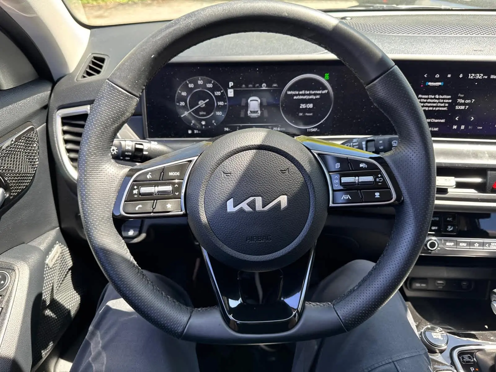 2024 Kia Seltos SX photo 15