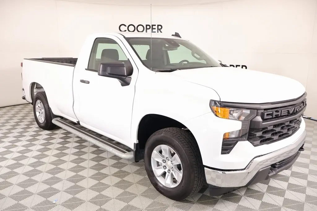 2024 Chevrolet Silverado 1500 Work Truck's photo