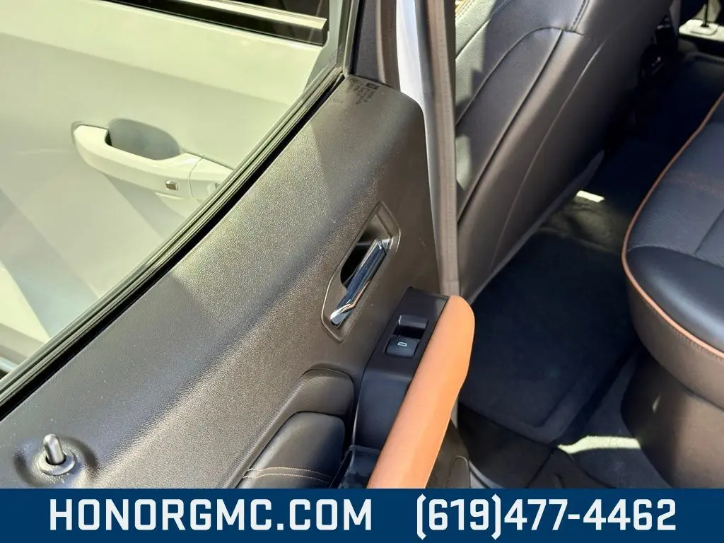 2024 Gmc Canyon AT4 photo 18