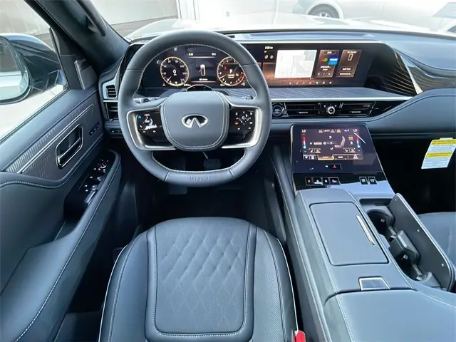 2026 Infiniti QX80 photo 14
