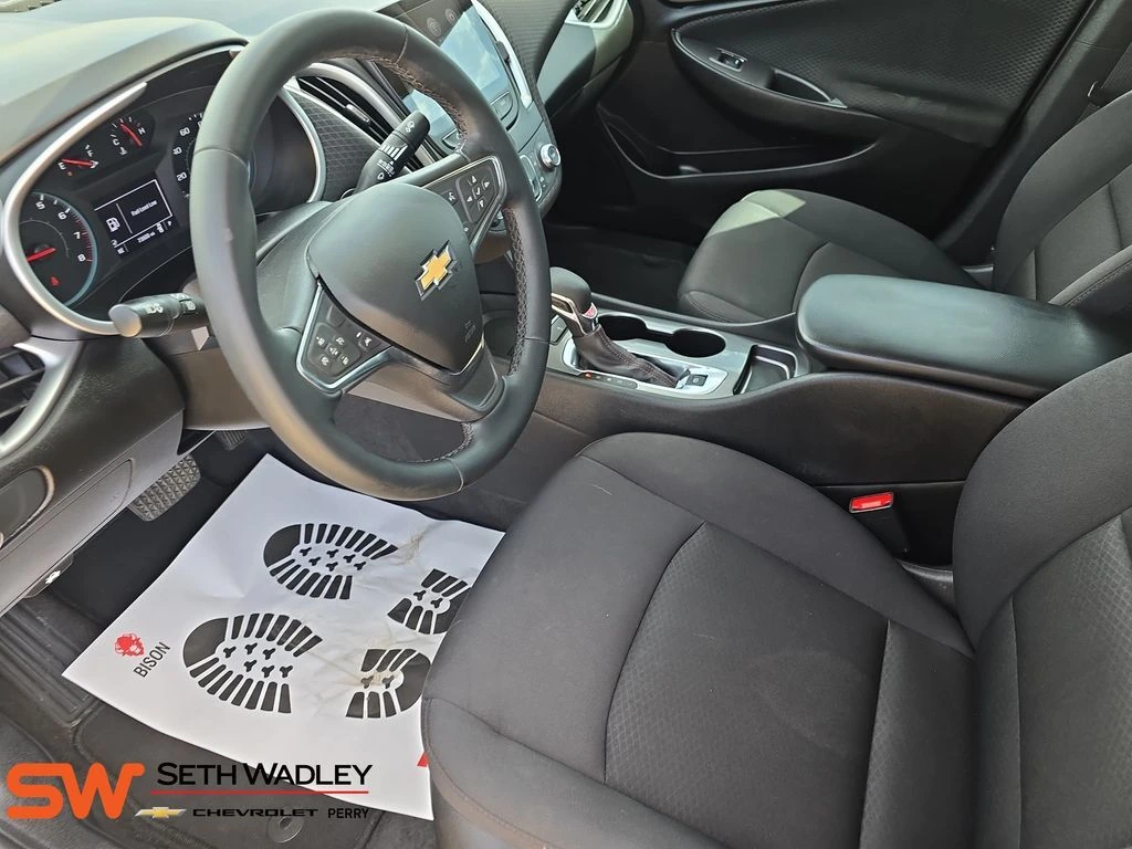 2023 Chevrolet Malibu RS - Photo 15