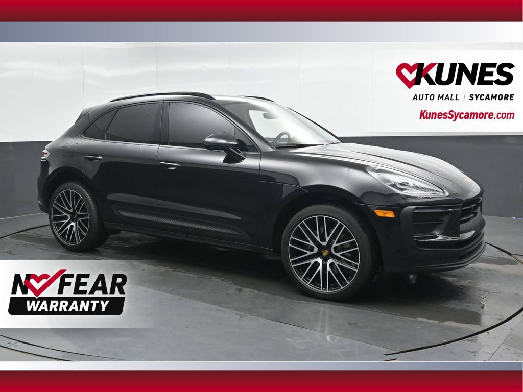 2022 Porsche Macan Base
