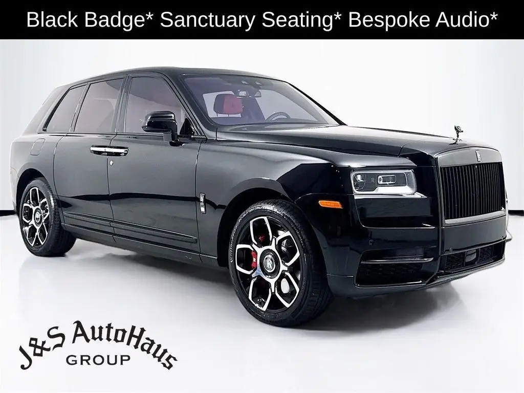 2022 Rolls-Royce Cullinan Black Badge's photo