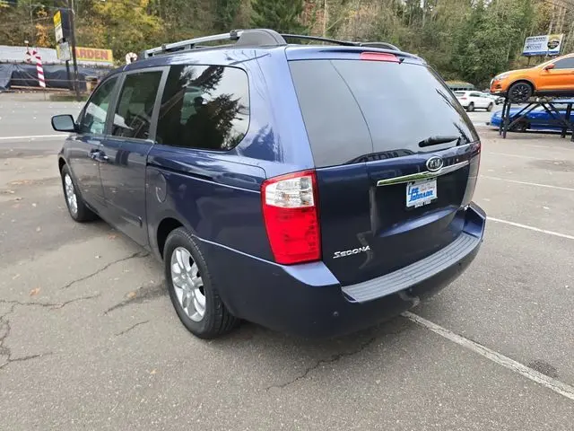 2008 Kia Sedona EX photo 4