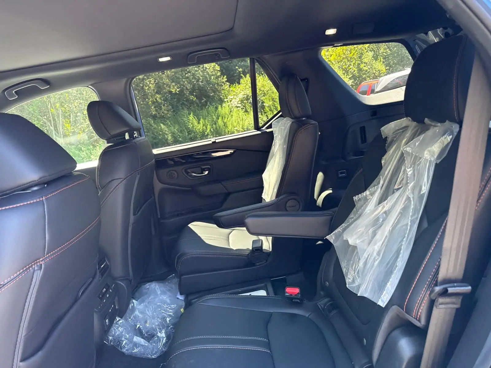 2025 Honda Pilot TrailSport photo 32