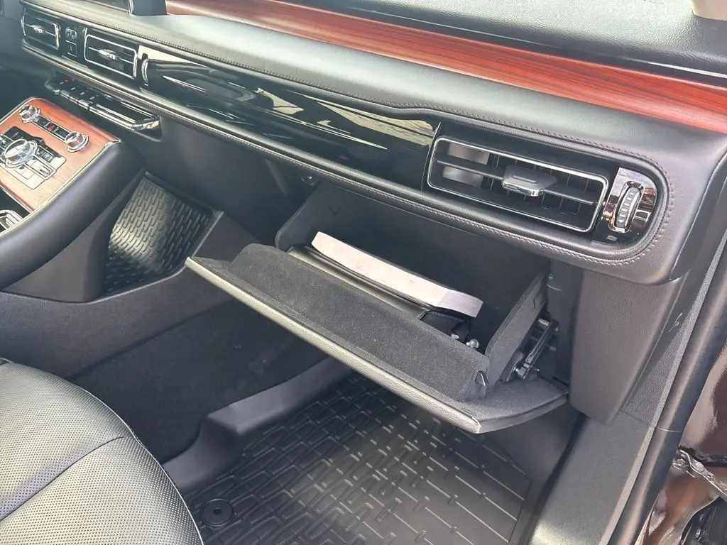 2023 Lincoln Aviator Reserve photo 17