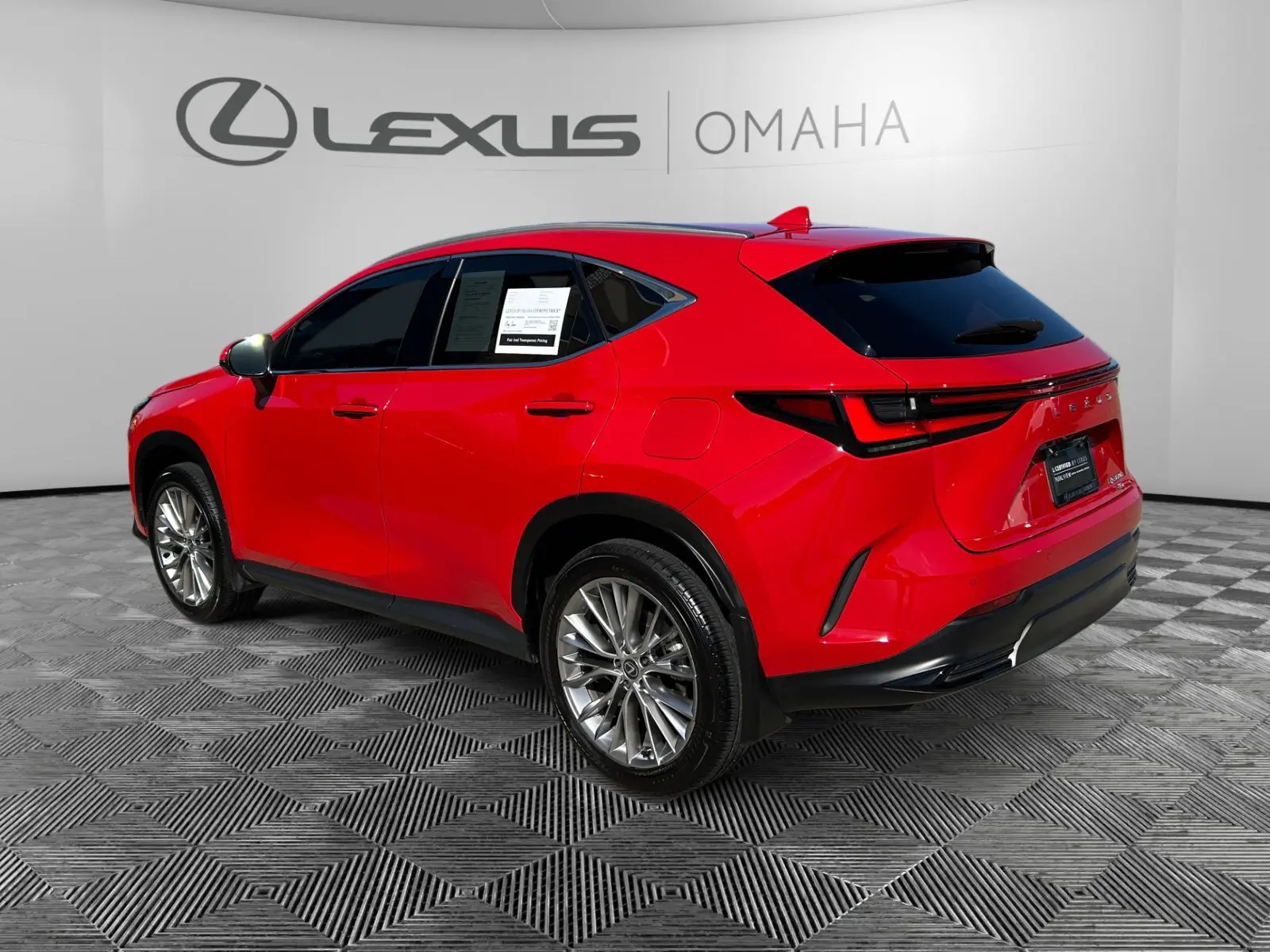 2025 Lexus NX 350h Premium AWD photo 3
