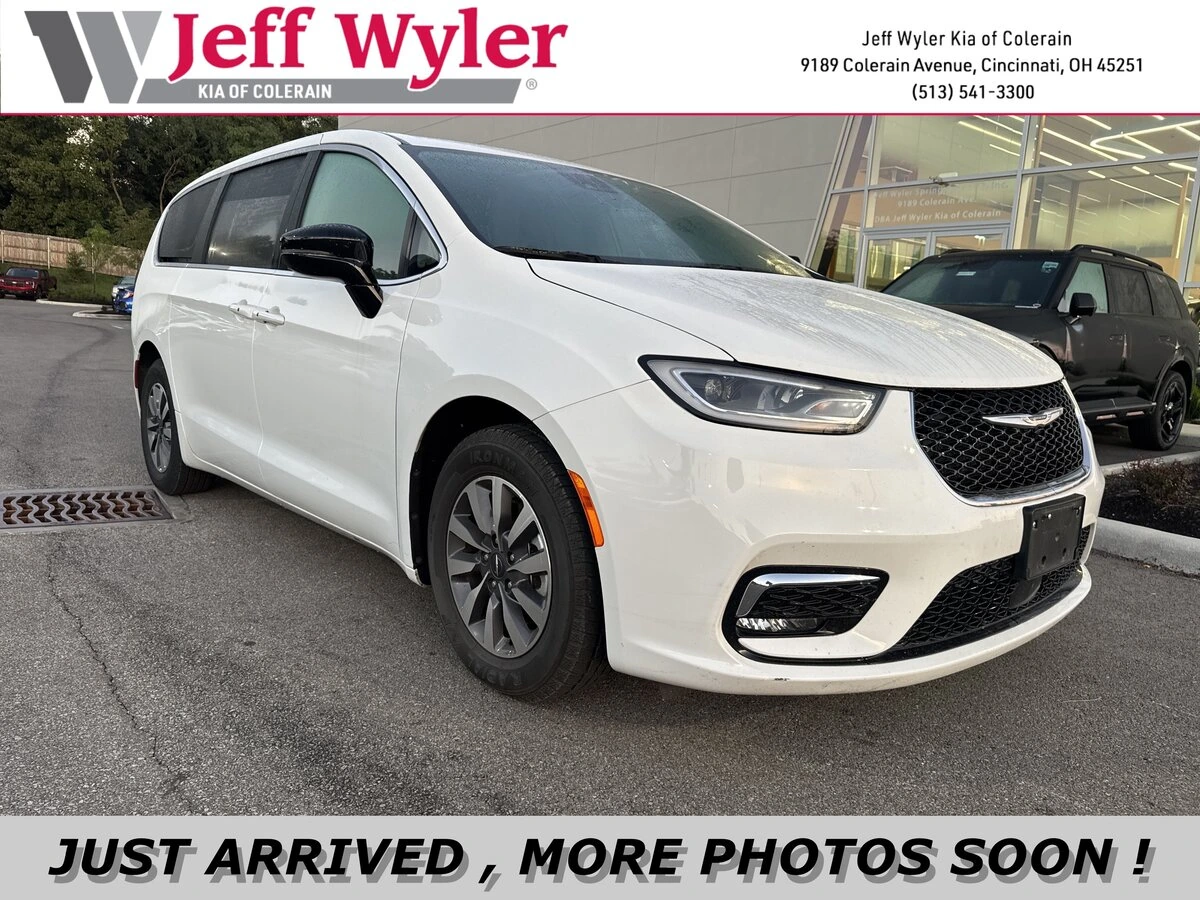 2024 Chrysler Pacifica