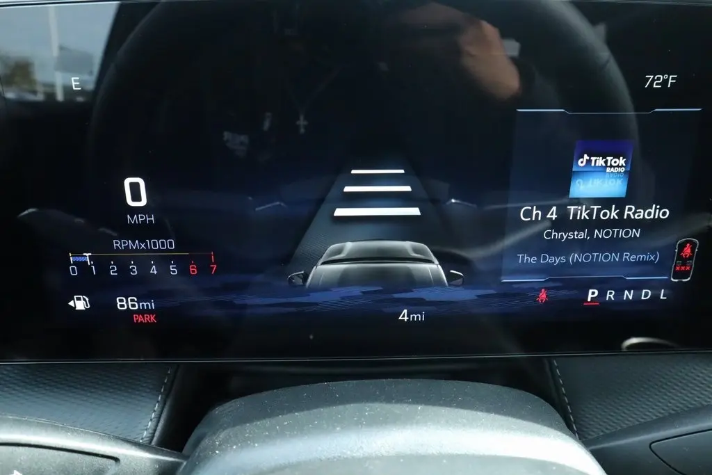 2026 Chevrolet Equinox LT photo 4