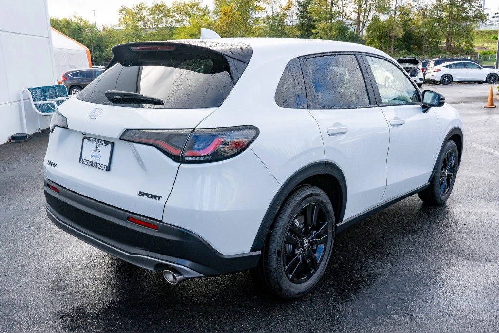 2026 Honda HR-V Sport - Photo 14