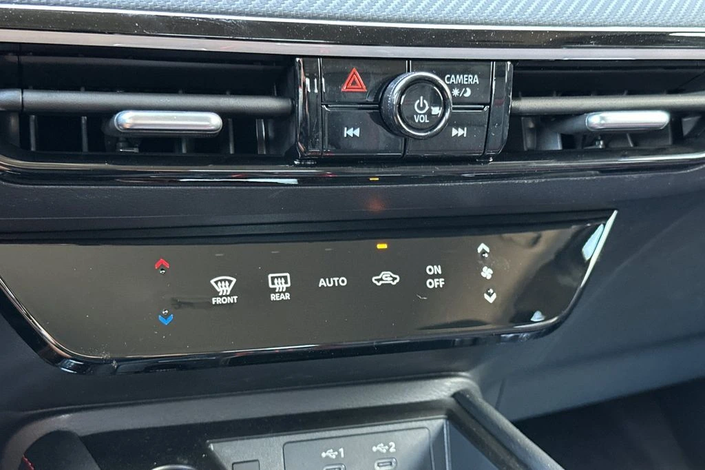 2025 Nissan Kicks SR - Photo 17