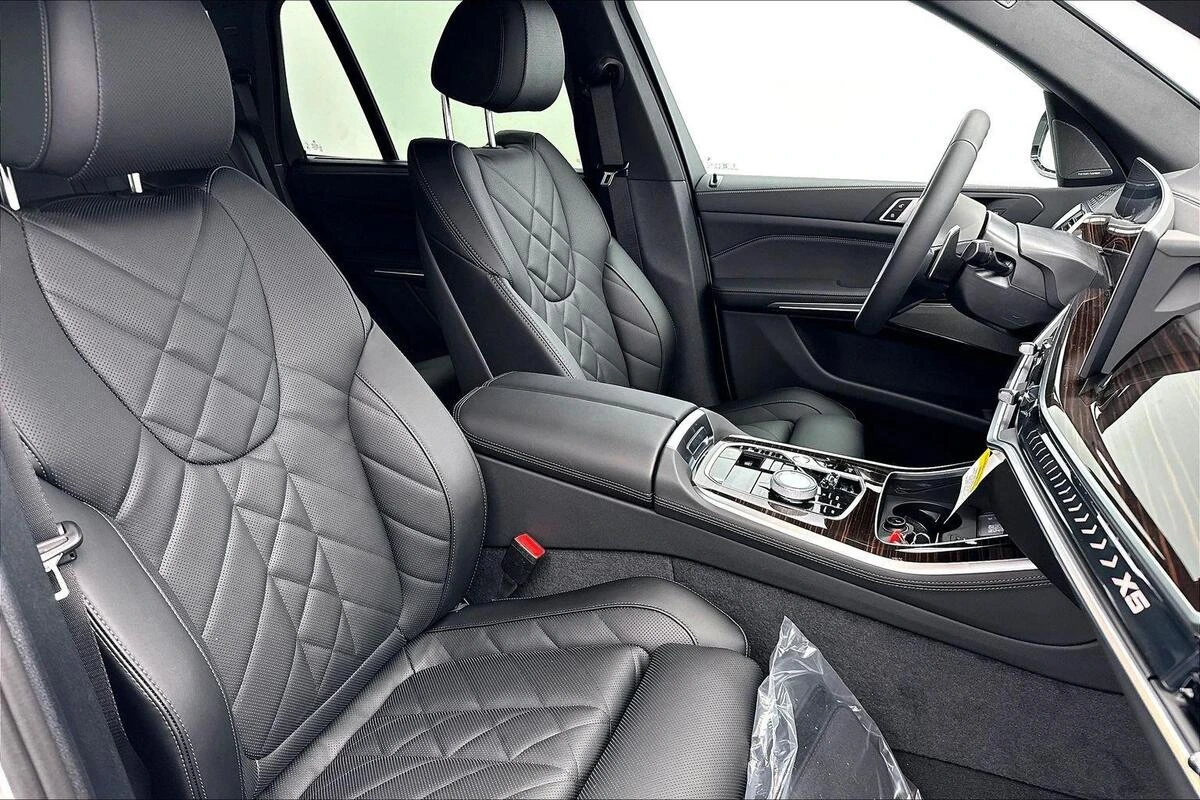 2026 BMW X5 40i - Photo 16