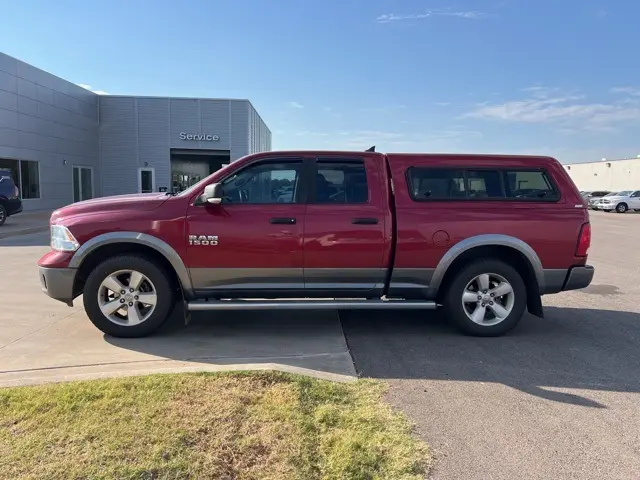 2013 Ram 1500 SLT photo 3