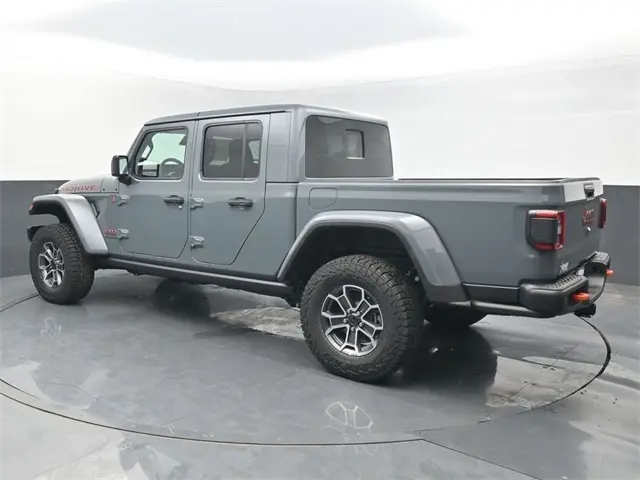 2026 Jeep Gladiator Mojave photo 3