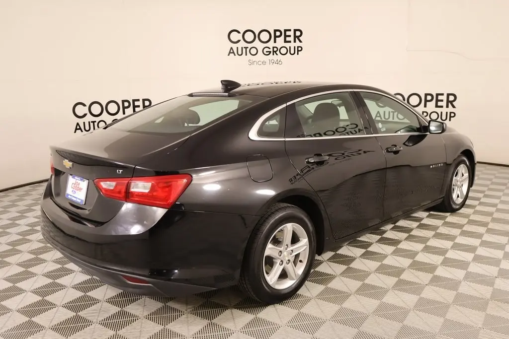 2023 Chevrolet Malibu 1LT photo 19