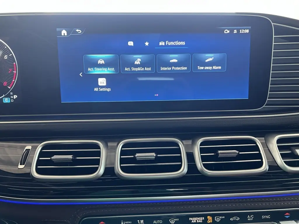 2026 Mercedes Benz GLS 580 4MATIC photo 14