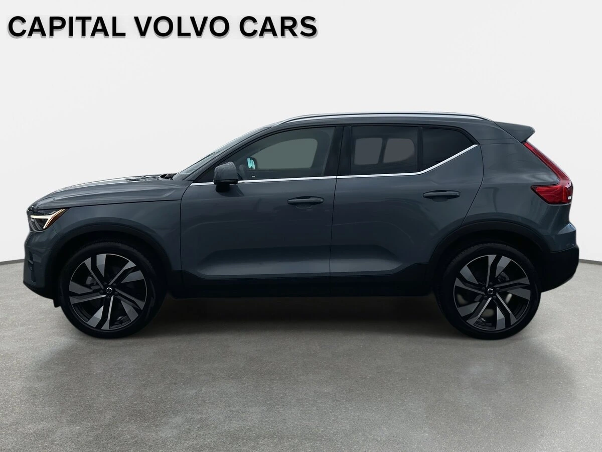 2023 Volvo - image 2