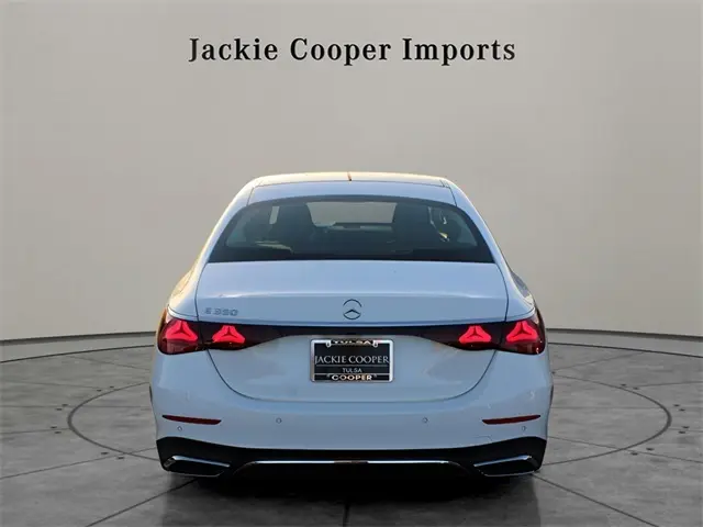 2025 Mercedes Benz E 350 photo 2