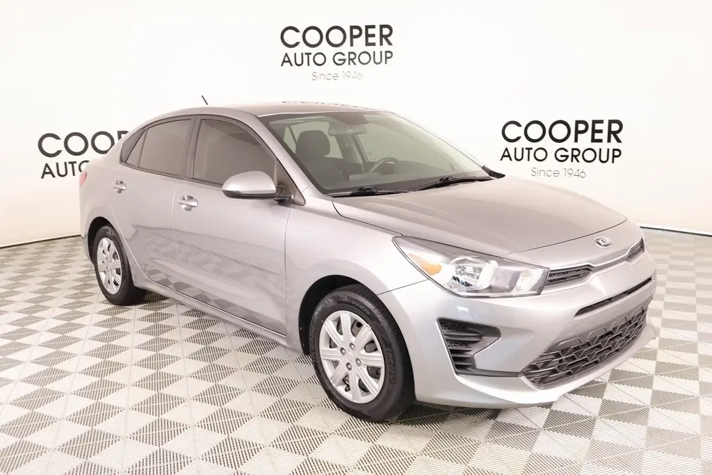 2021 Kia Rio S's photo