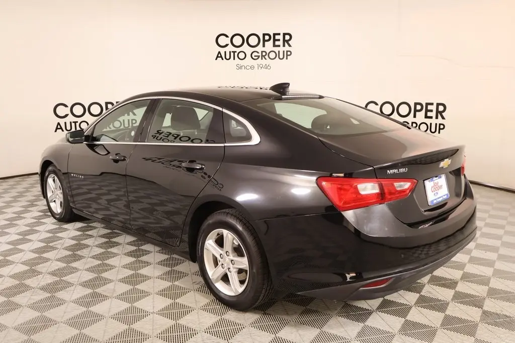 2023 Chevrolet Malibu 1LT photo 21