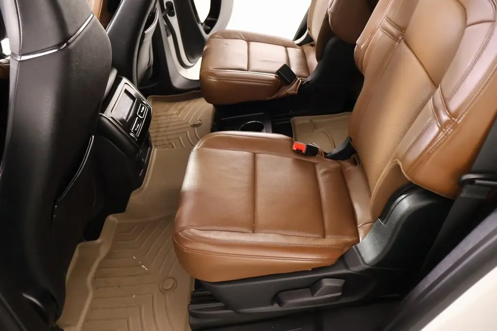 2021 Lincoln Aviator Reserve photo 4