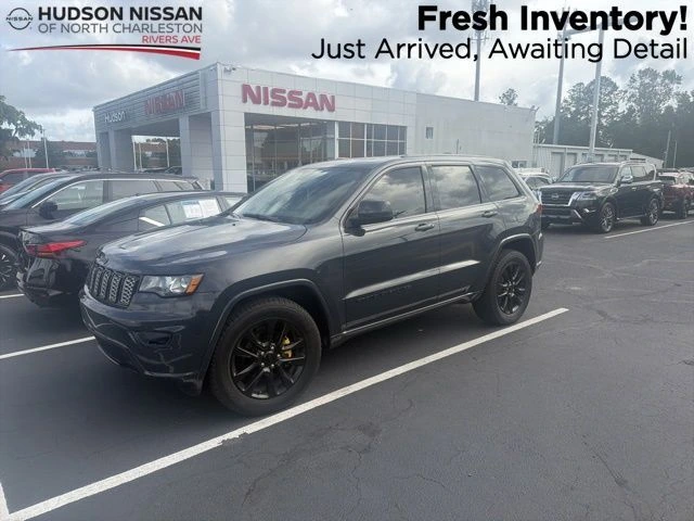 2017 Jeep Grand Cherokee Altitude 4WD's photo