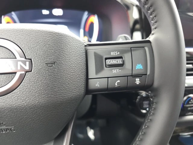 2026 Nissan Pathfinder Platinum - Photo 18