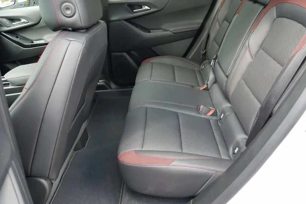2026 Chevrolet Equinox RS photo 27