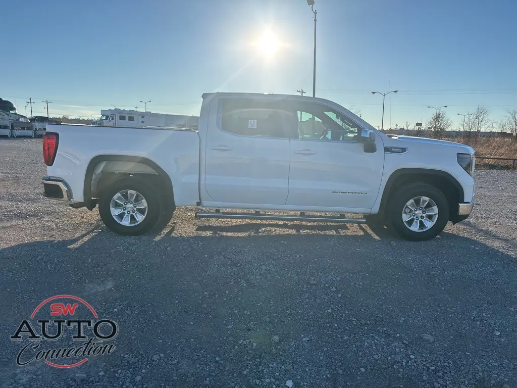 2024 Gmc Sierra 1500 SLE photo 3
