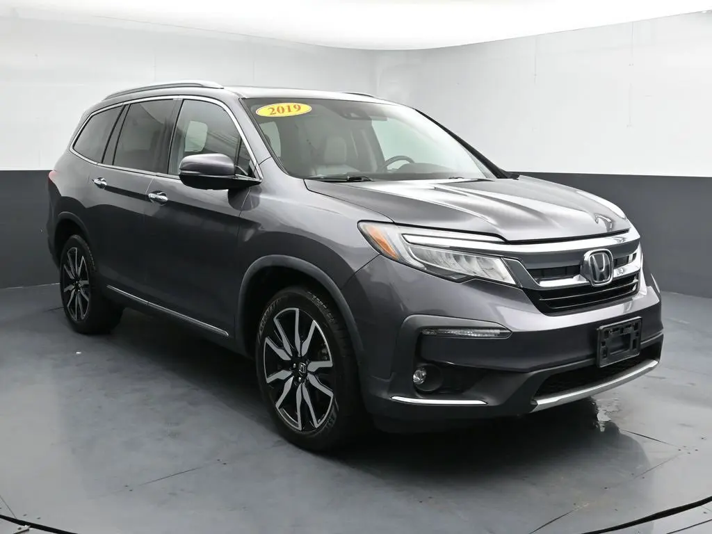2019 Honda Pilot Elite photo 2