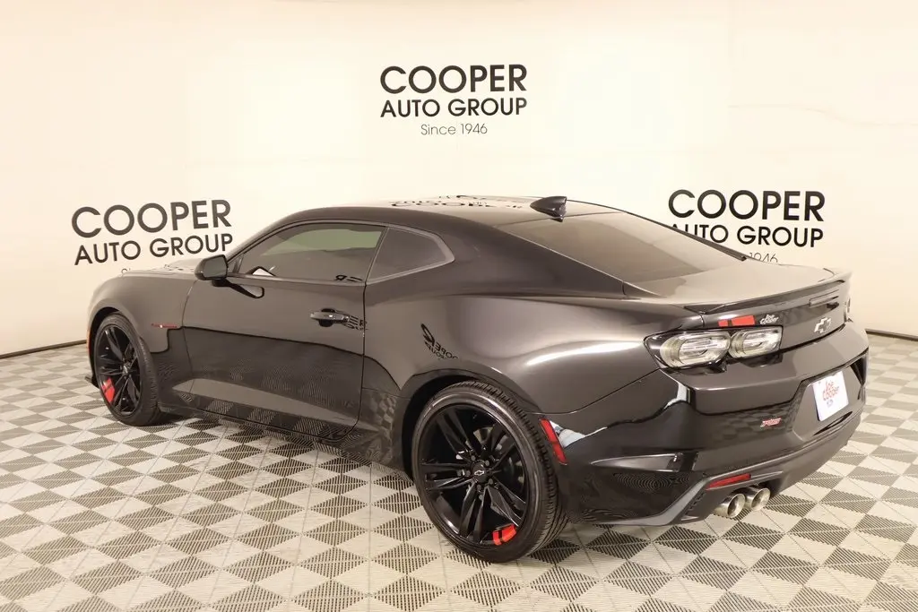 2024 Chevrolet Camaro 1LT photo 20