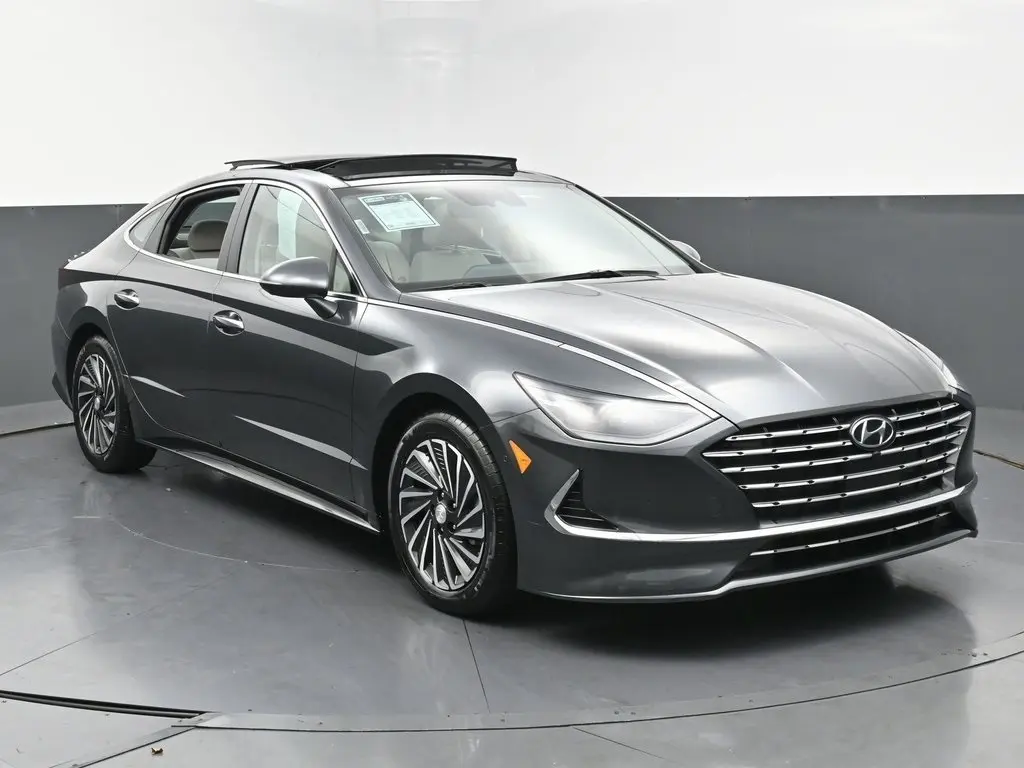 2023 Hyundai Sonata Hybrid Limited photo 2