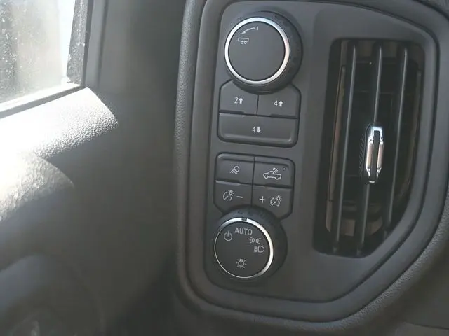 2025 Chevrolet Silverado 2500HD Work Truck photo 18