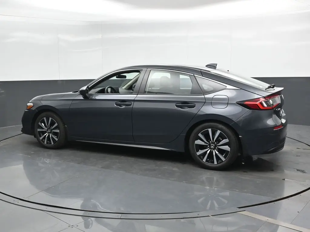 2024 Honda Civic EX-L Hatchback photo 7