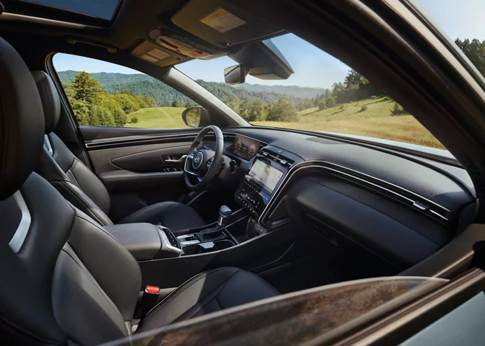 The front interior of the Hyundai Santa Cruz.